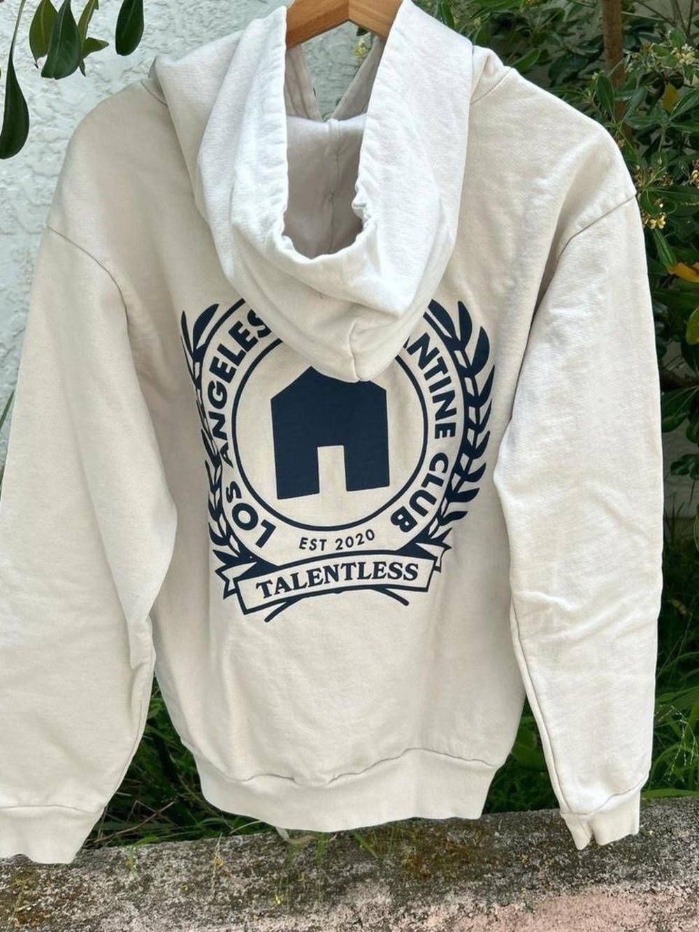 Talentless Los Angeles Quarantine Club Hoodie Small Cream Graphic Pullover